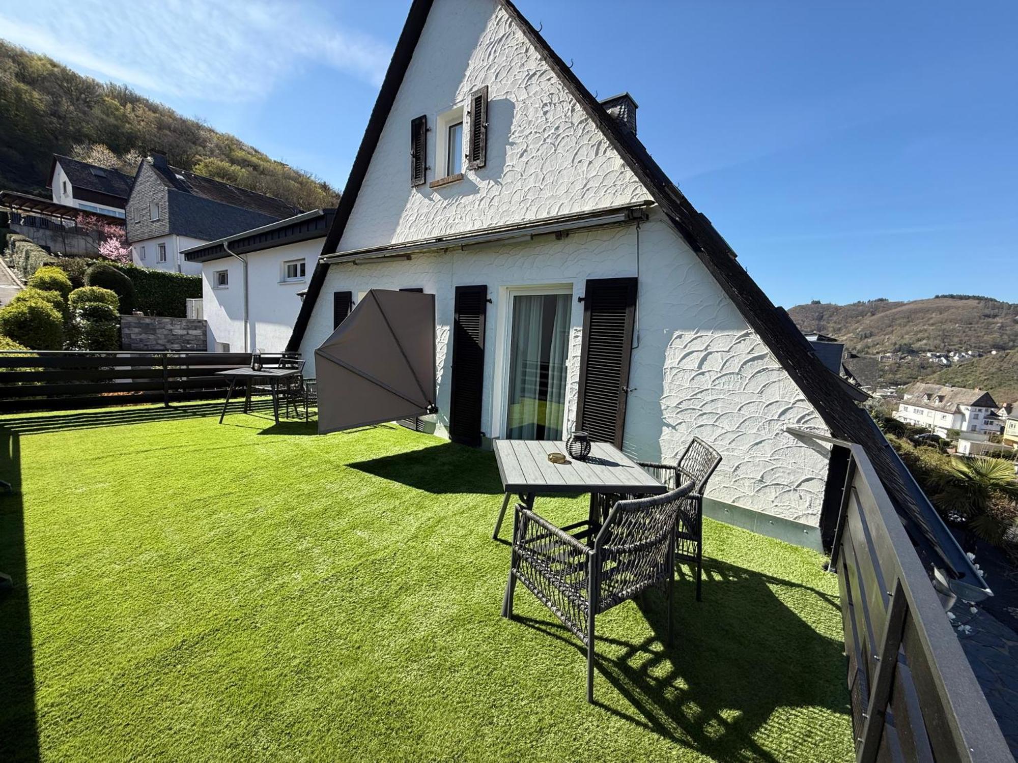 Haus Uebernachtenswert Cochem Mosel エクステリア 写真